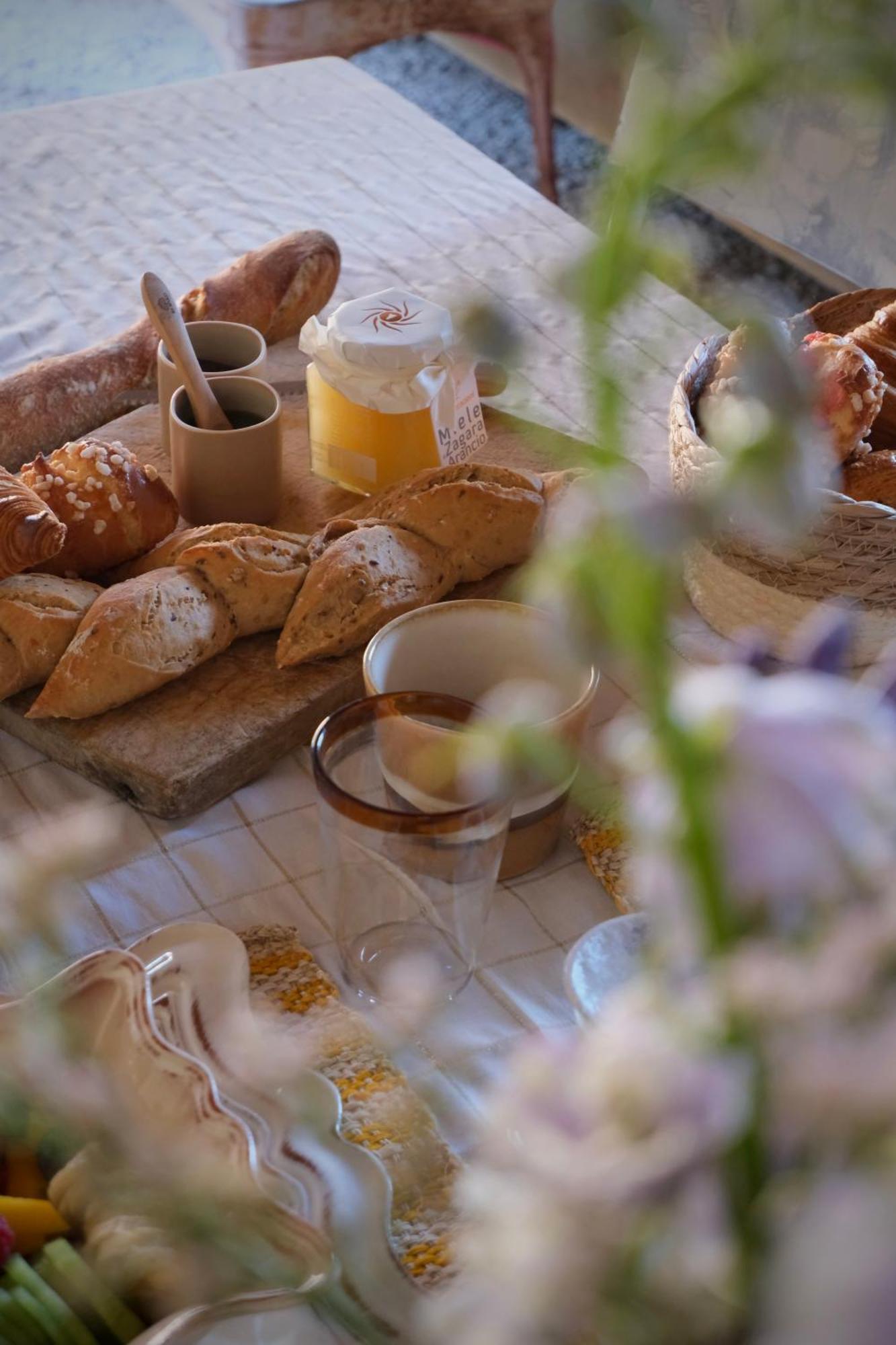 Bed and Breakfast La Petite Parenthese Chaveyriat Екстер'єр фото